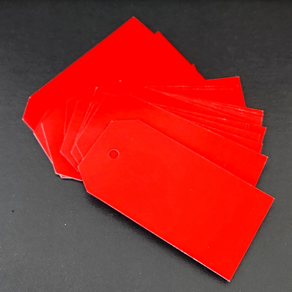 New in Package 20 Pieces Red Card Gift Tags